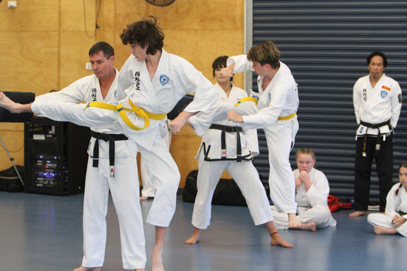 Teens Taekwondo classes, 1 on 1 support learning a new kick